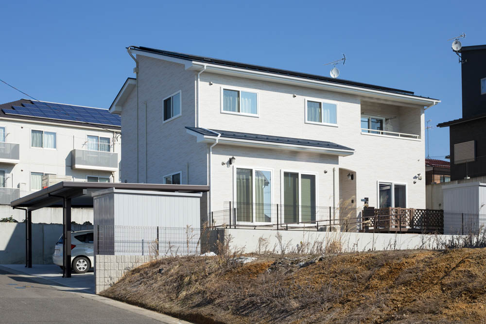 二世帯同居を見据えた間取りと空間を活かした多収納の家　郡山市注文住宅